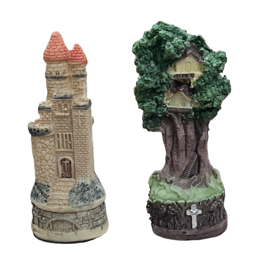 The  Robin Hood Resin Theme Chess Pieces