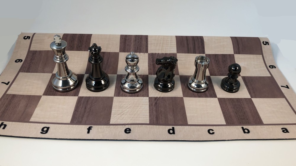 Bobby Fischer Metal Ultimate Chess Pieces - Wood Floppy Board