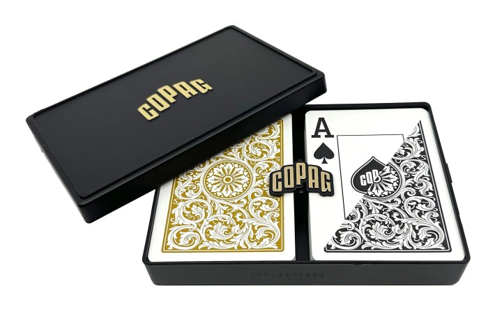 COPAG 1546 - Black/Gold - Super Index - Poker Playing Cards