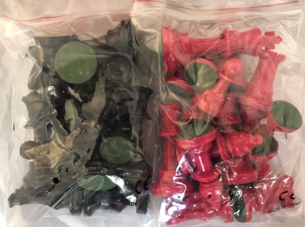 Red and Black Chess Set