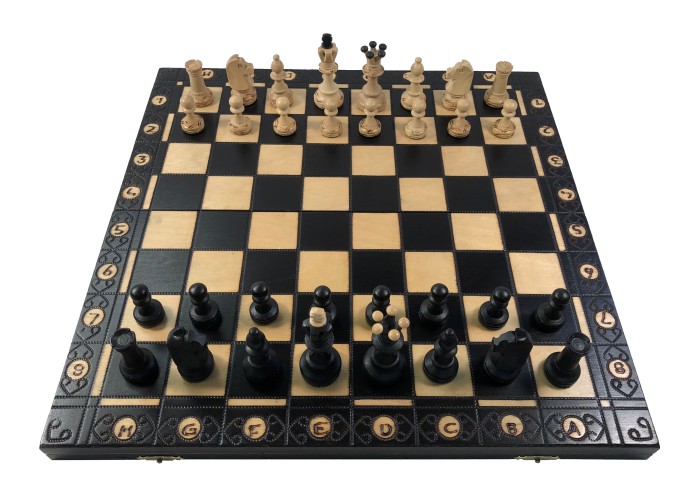 16" Senator Black Chess Set - Folding Board - 3" King